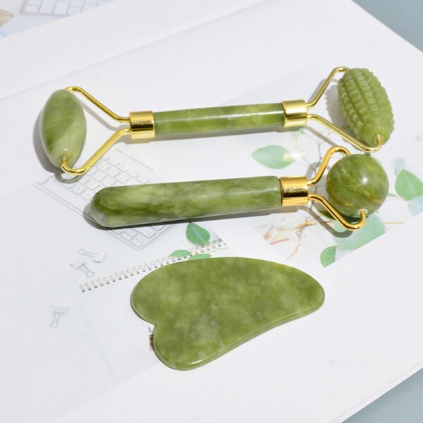 Massage Roller en Jade – Coffret 3 pièces pour soin facial naturel – Image 2